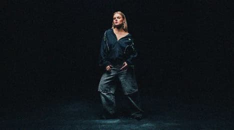 STØJ! præsenterer Karoline Mousing