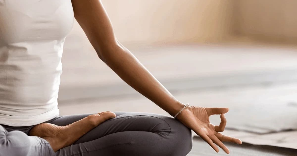 Let motion, yoga og afspænding for alle