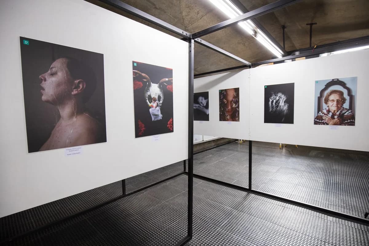 Portrait photographs exhibited in modern art gallery
